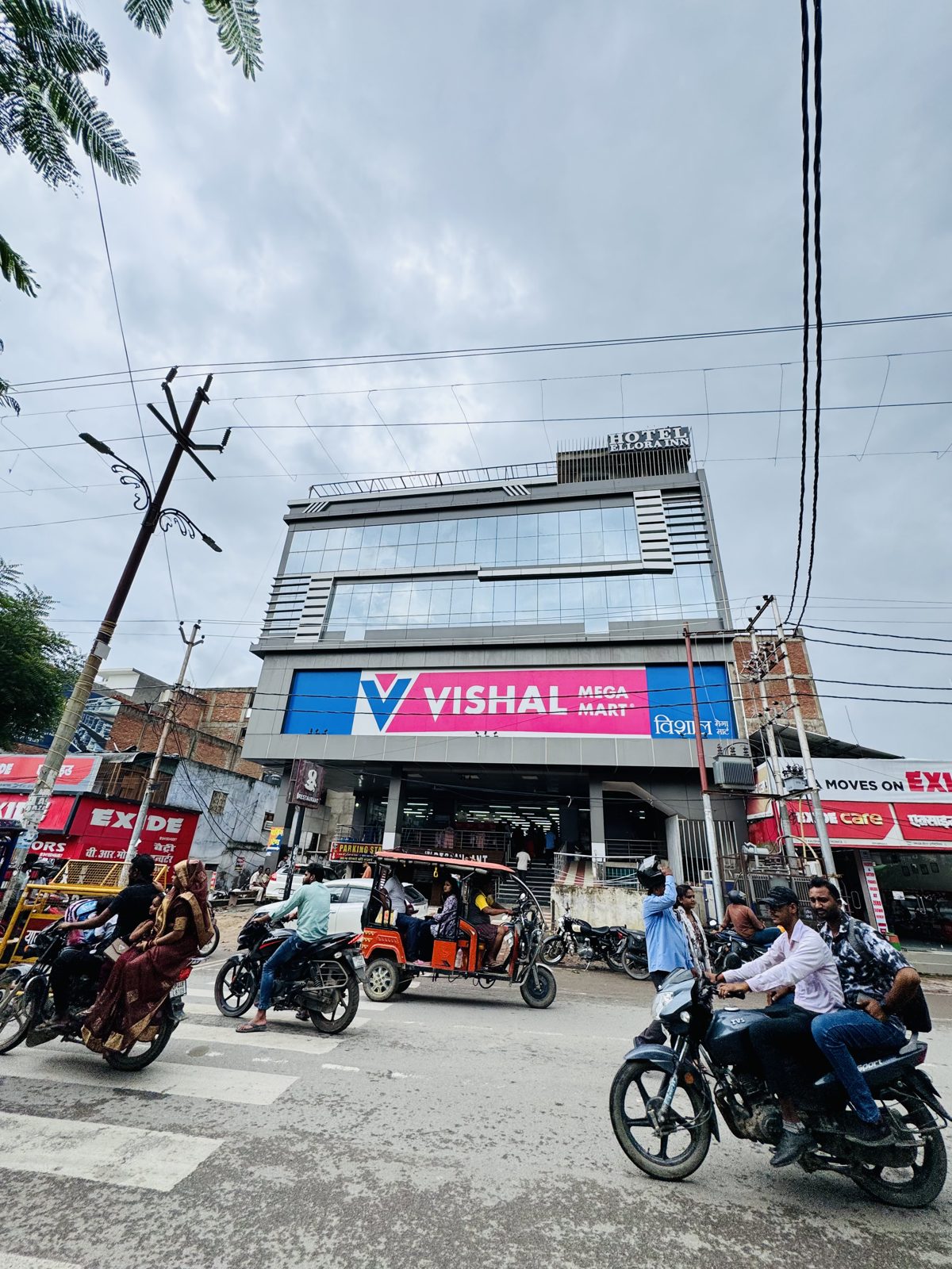 Hotel Ellora Inn exterior, Sultanpur